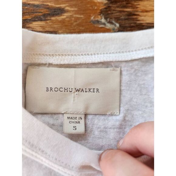 Brochu Walker white short sleeve linen blend back gather tshirt sz Small - Picture 2 of 4